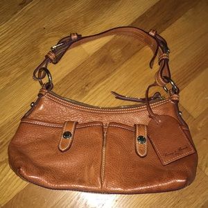 Authentic Dooney and Bourke Leather Shoulder Bag